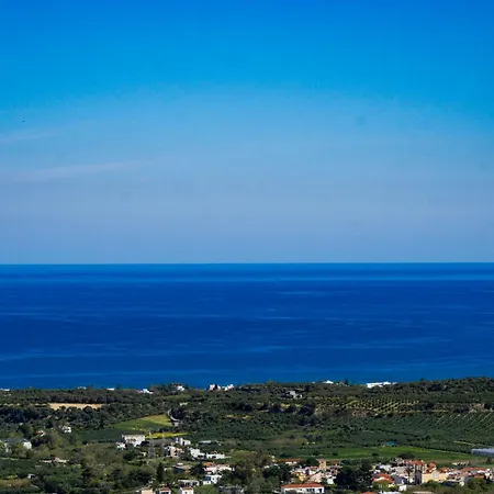 Ikaros * Agia Triada