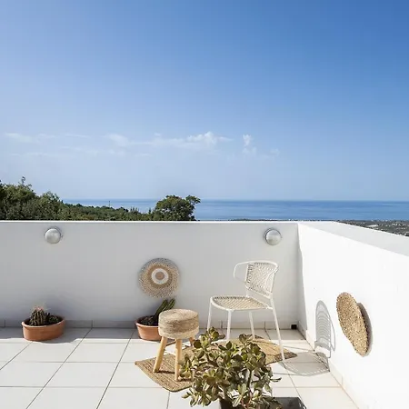 Villa Ikaros