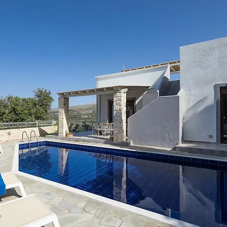 Vila Ikaros