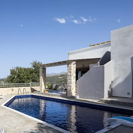 Vila Ikaros